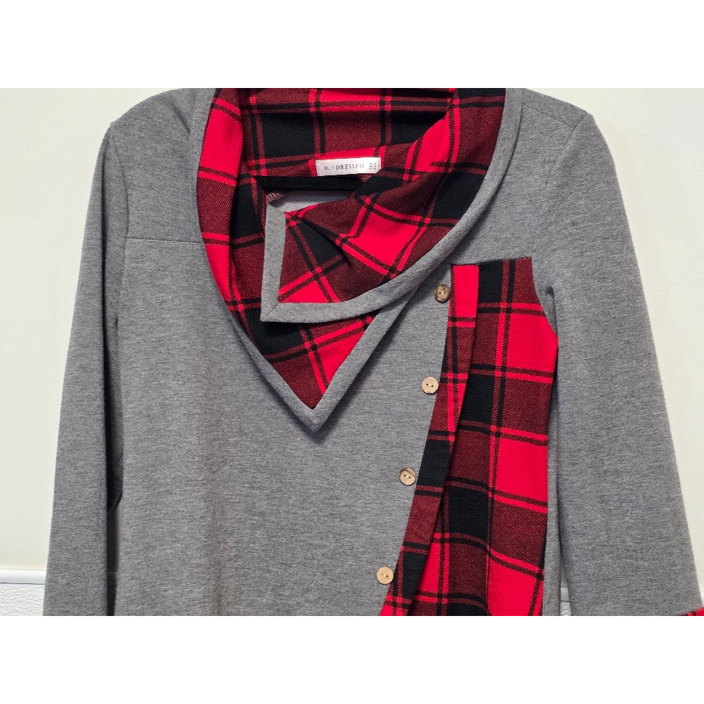 Women's DRESSFO Top Gray &‎ Red Plaid size 10 - Picture 3 of 6